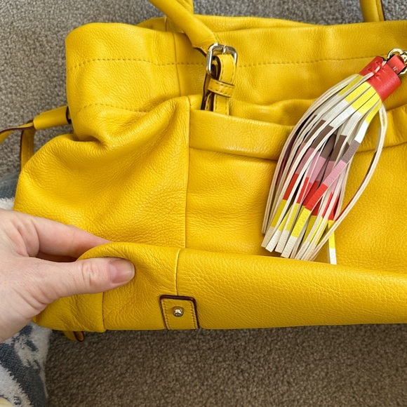 Kate Spade Yellow Shoulder Bag with Multicolor Tassel - Picture 3 of 6